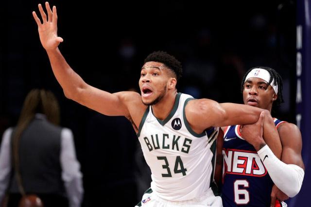 东部巅峰战雄鹿再斩篮网 内线优势令对手无力招架